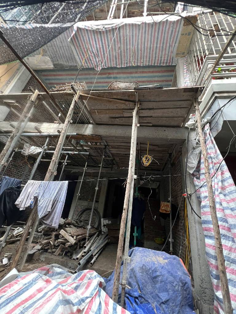 Bán nhà Gốc Đề - diện tích 73.2m2 8 tầng - Nhà mới xây, thang máy - giá 25 tỷ