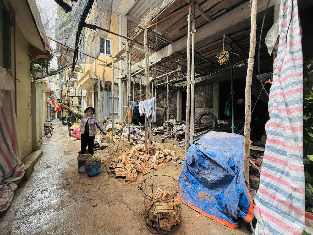 Bán nhà Gốc Đề - diện tích 73.2m2 8 tầng - Nhà mới xây, thang máy - giá 25 tỷ