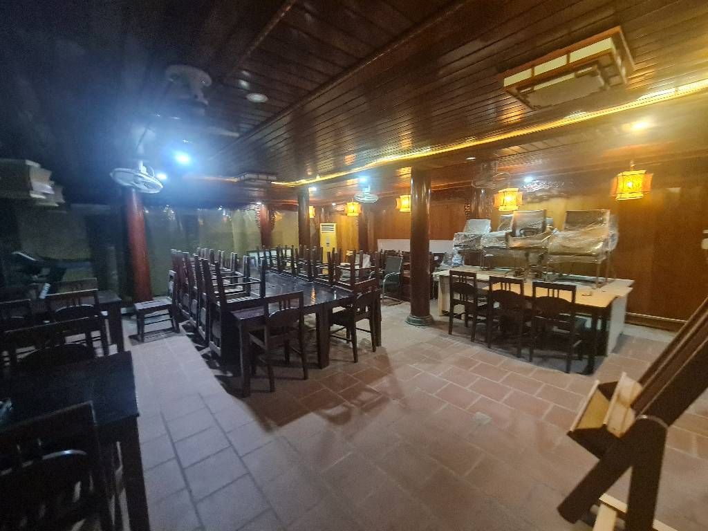 Bán nhà Xã Đàn - diện tích 400m2 2 tầng - Hẻm xe máy - giá 84 tỷ