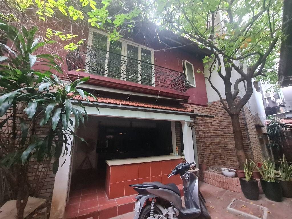 Bán nhà Xã Đàn - diện tích 400m2 2 tầng - Hẻm xe máy - giá 84 tỷ