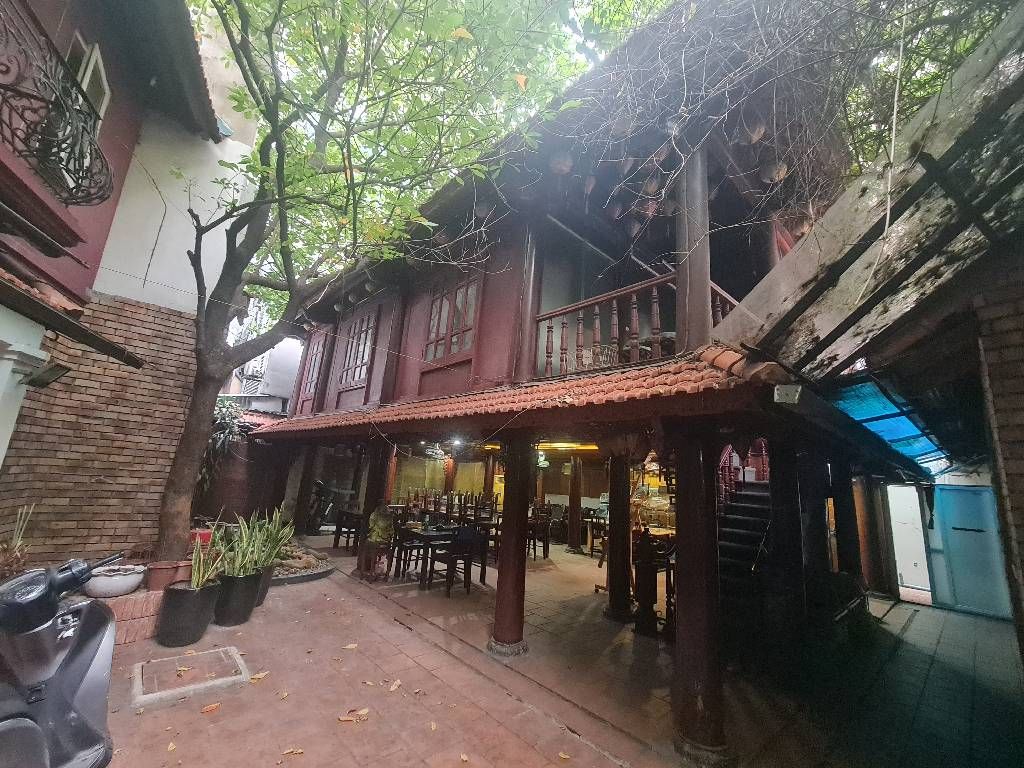 Bán nhà Xã Đàn - diện tích 400m2 2 tầng - Hẻm xe máy - giá 84 tỷ