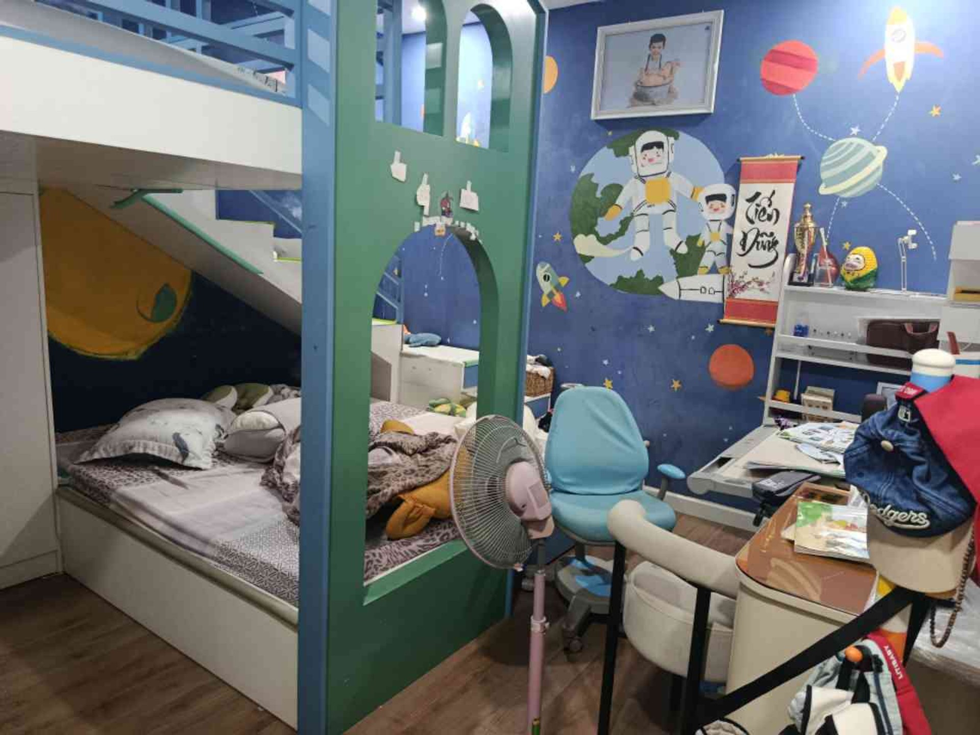 Bán nhà Royal City - diện tích 124m2 18 tầng - Nhà đẹp hiếm có - giá 16,5 tỷ