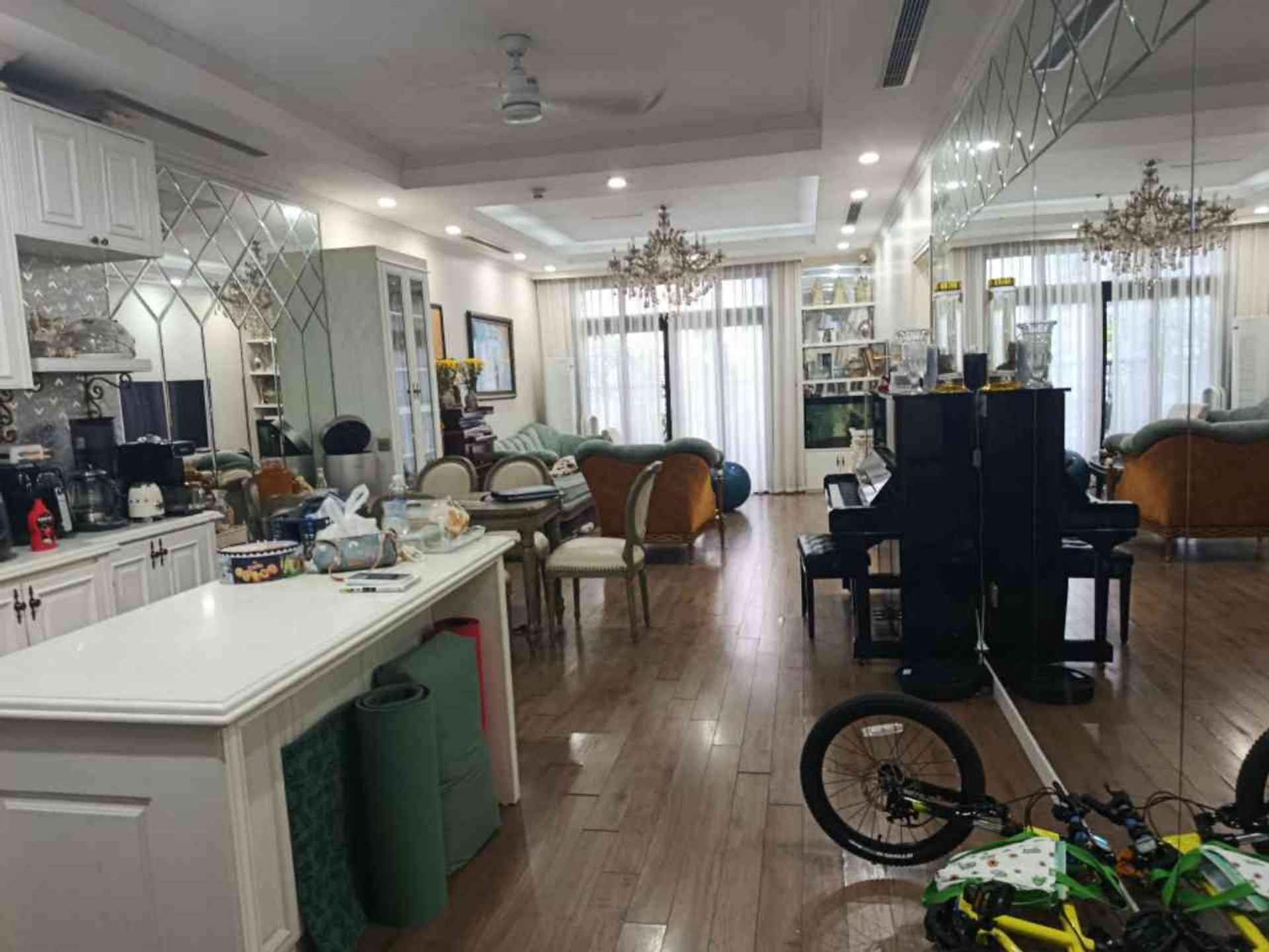 Bán nhà Royal City - diện tích 124m2 18 tầng - Nhà đẹp hiếm có - giá 16,5 tỷ