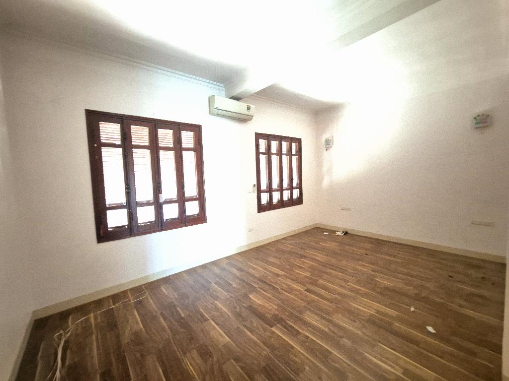 Bán nhà Sa Đôi - diện tích 90m2 4 tầng - SIÊU PHẨM MẶT PHỐ - giá 25,5 tỷ