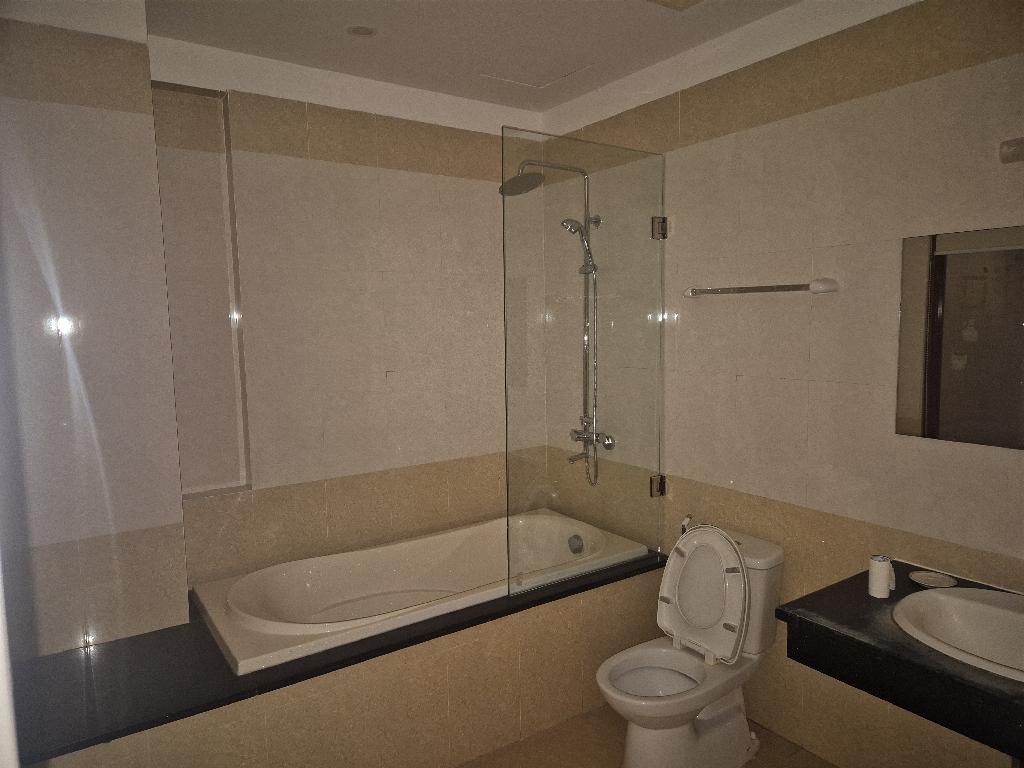 Bán nhà Sa Đôi - diện tích 90m2 4 tầng - SIÊU PHẨM MẶT PHỐ - giá 25,5 tỷ