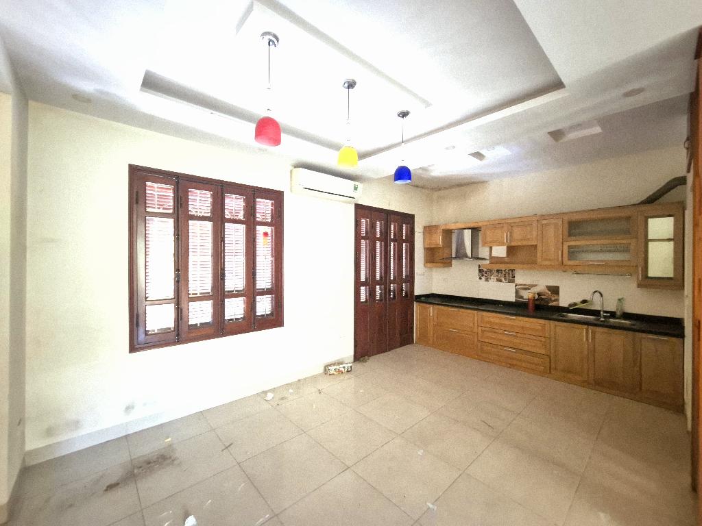 Bán nhà Sa Đôi - diện tích 90m2 4 tầng - SIÊU PHẨM MẶT PHỐ - giá 25,5 tỷ