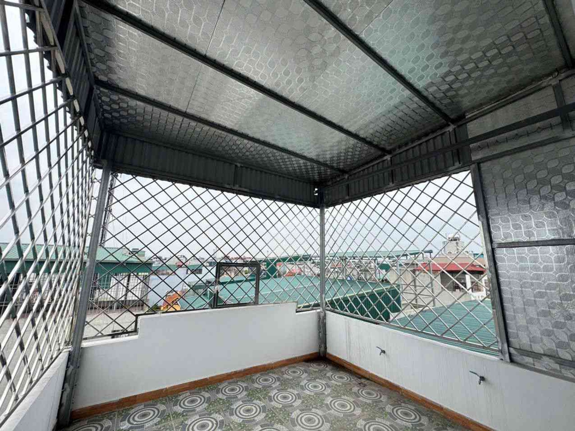 Bán nhà Nguyễn Khoái - diện tích 40m2 6 tầng - Thang máy - giá 9,8 tỷ