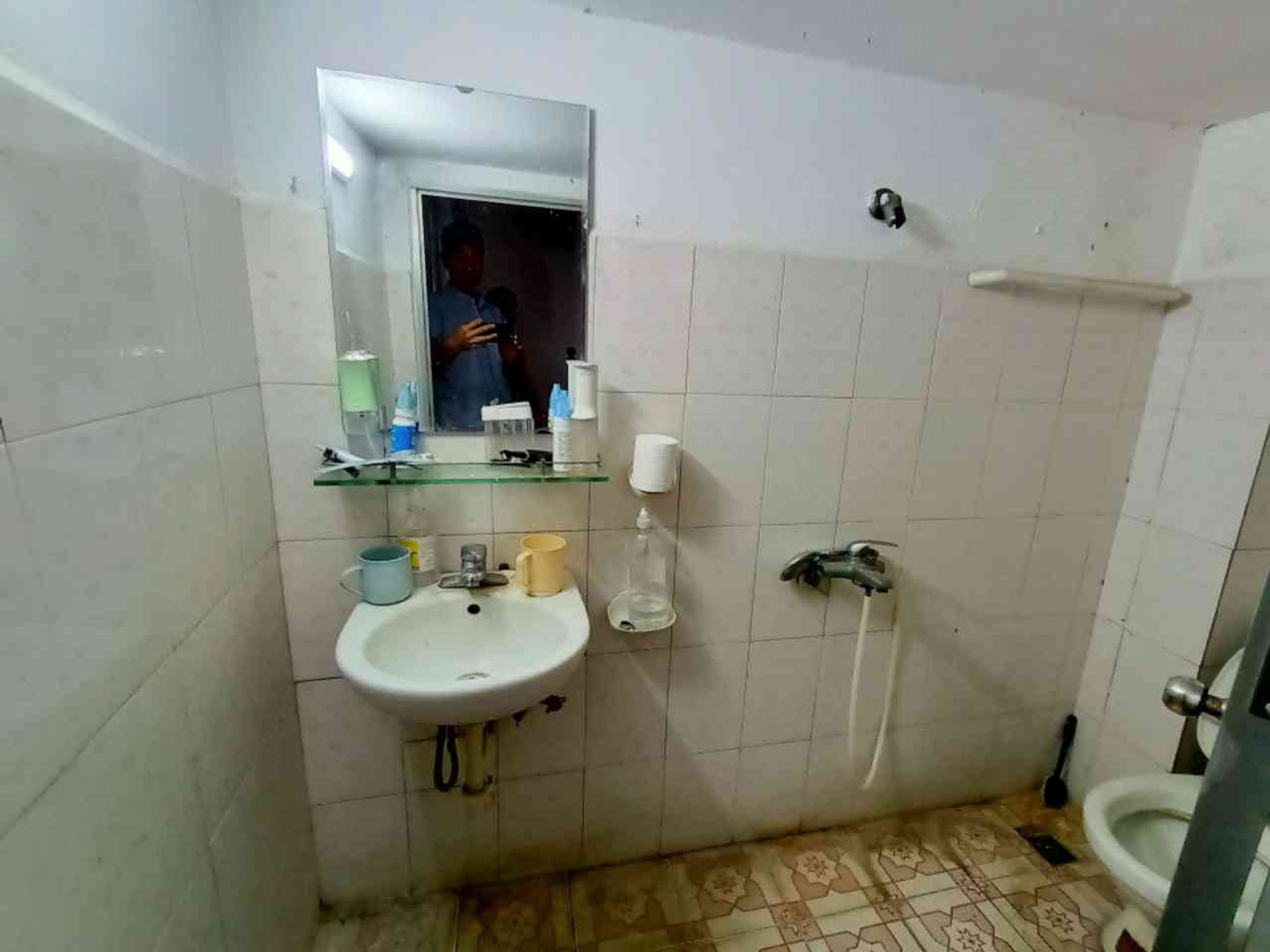 Bán nhà Hoàng Mai - diện tích 40m2 3 tầng - Ô TÔ ĐỖ GẦN - giá 6,9 tỷ