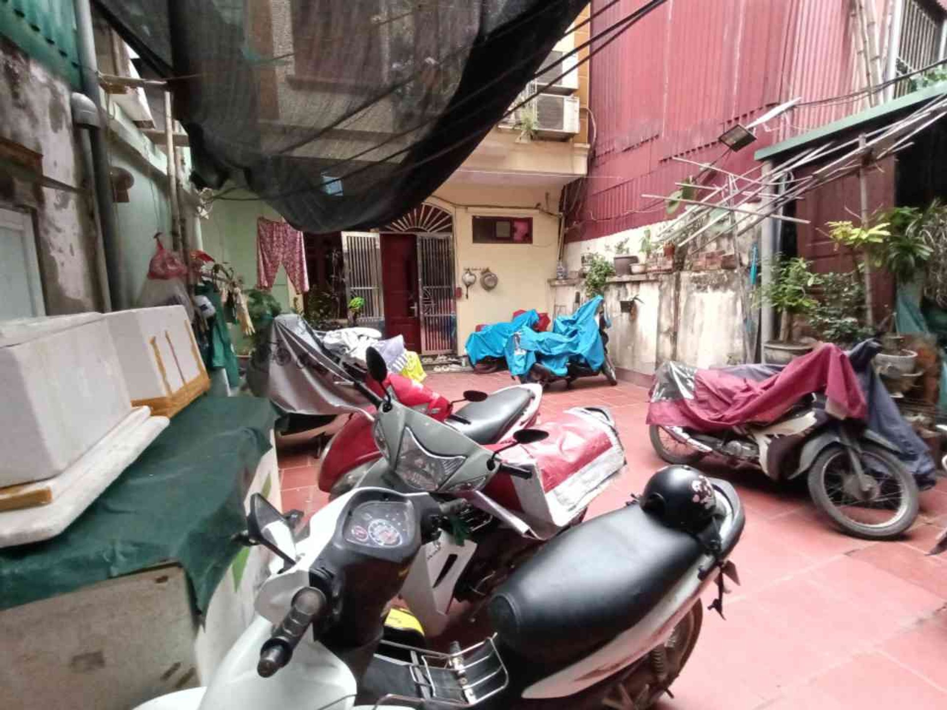 Bán nhà Hoàng Mai - diện tích 40m2 3 tầng - Ô TÔ ĐỖ GẦN - giá 6,9 tỷ