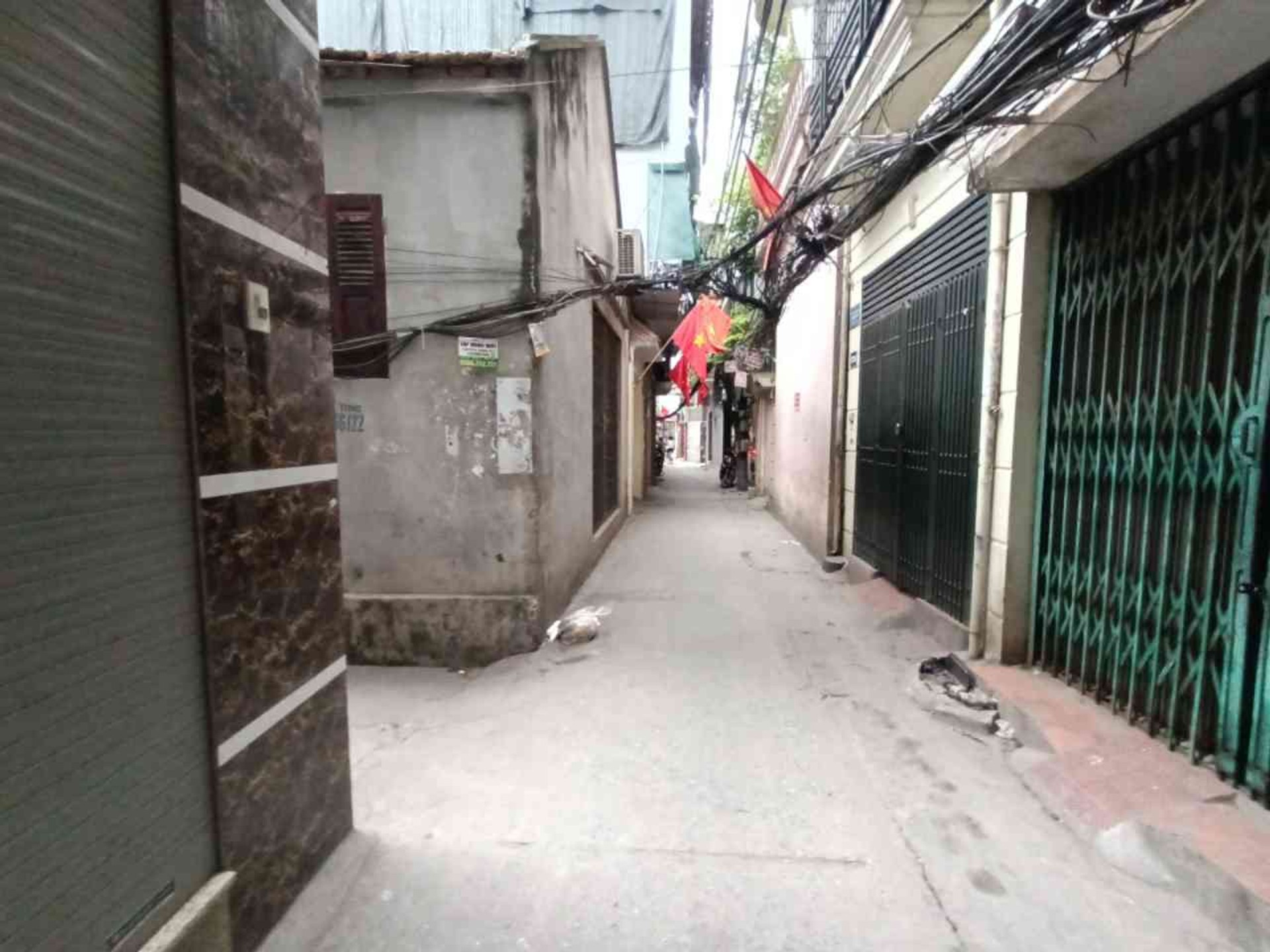 Bán nhà Hoàng Mai - diện tích 40m2 3 tầng - Ô TÔ ĐỖ GẦN - giá 6,9 tỷ