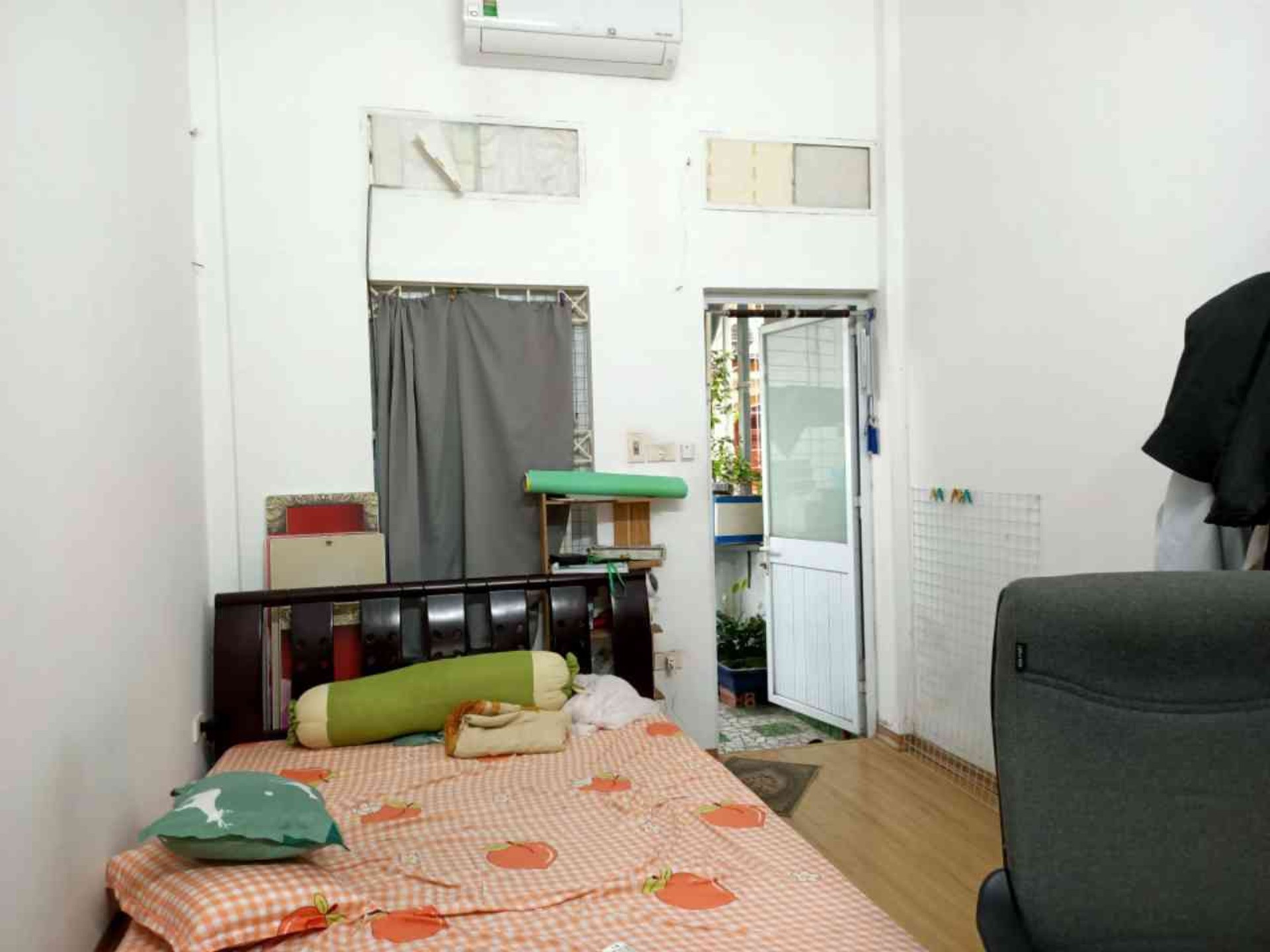 Bán nhà Hoàng Mai - diện tích 40m2 3 tầng - Ô TÔ ĐỖ GẦN - giá 6,9 tỷ