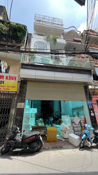 Bán nhà Hoàng Văn Thái - diện tích 96m2 6 tầng - ô tô tải đỗ cửa - giá 35 tỷ