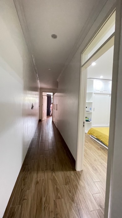 Bán nhà Hoàng Văn Thái - diện tích 96m2 6 tầng - ô tô tải đỗ cửa - giá 35 tỷ