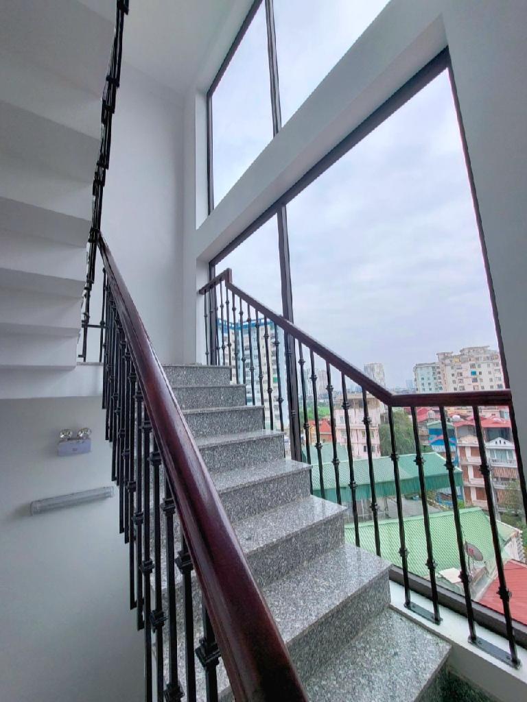 Bán nhà Nguyễn Cảnh Dị - diện tích 166m2 9 tầng - Lô góc - giá 135 tỷ