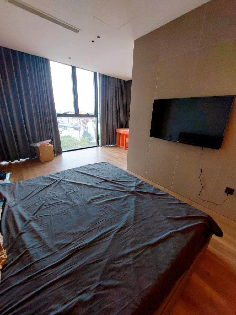 Bán nhà Nguyễn Cảnh Dị - diện tích 166m2 9 tầng - Lô góc - giá 135 tỷ