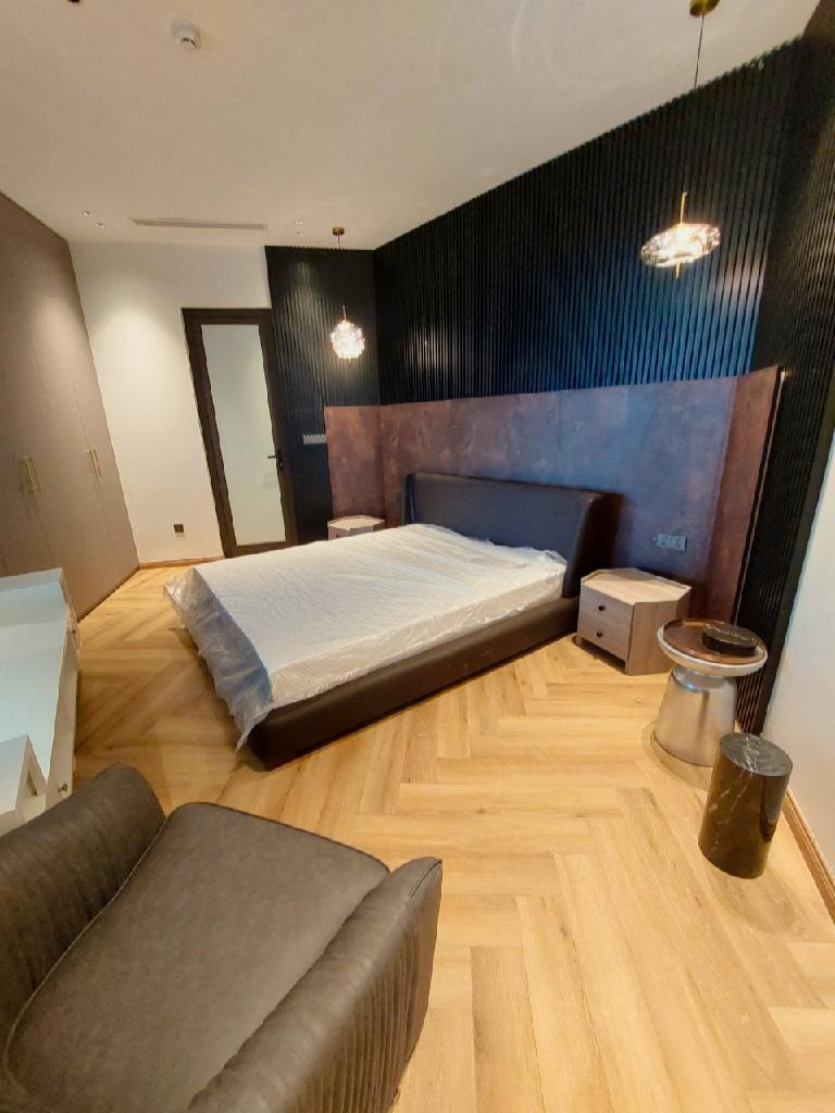 Bán nhà Nguyễn Cảnh Dị - diện tích 166m2 9 tầng - Lô góc - giá 135 tỷ