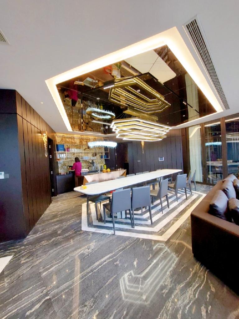 Bán nhà Nguyễn Cảnh Dị - diện tích 166m2 9 tầng - Lô góc - giá 135 tỷ