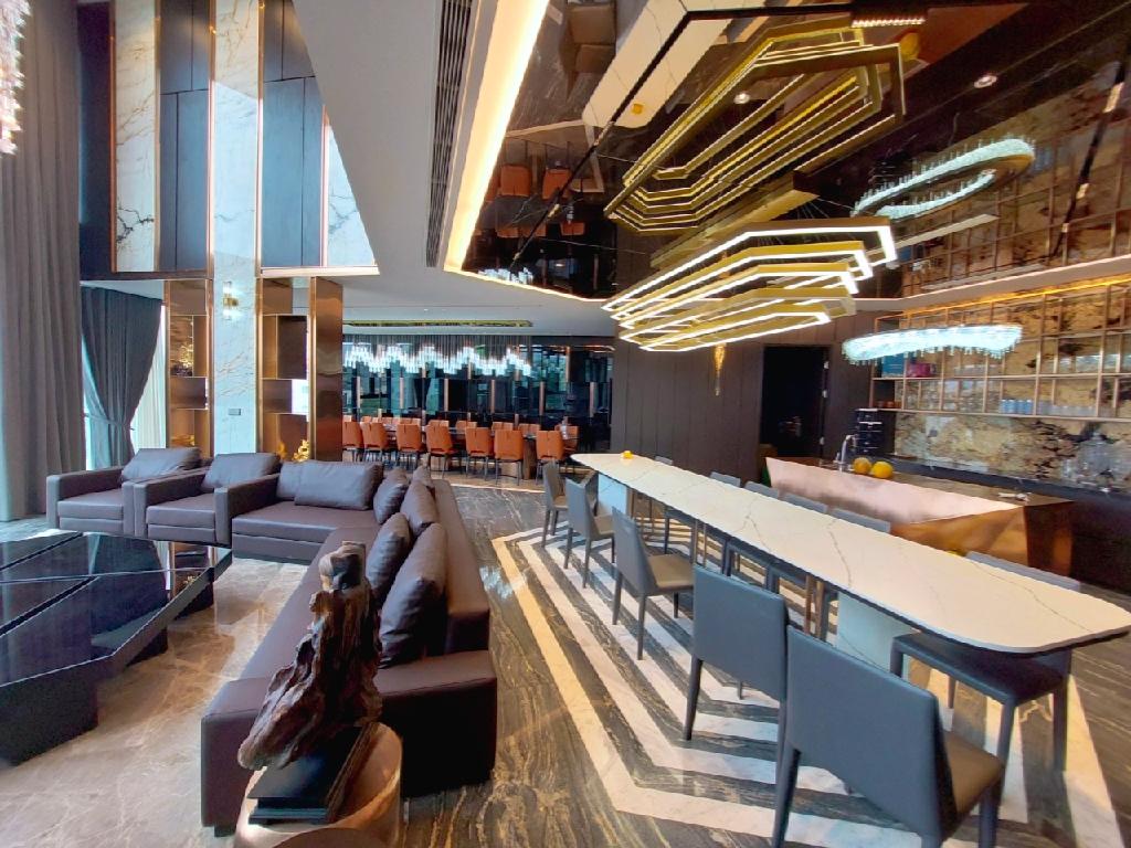 Bán nhà Nguyễn Cảnh Dị - diện tích 166m2 9 tầng - Lô góc - giá 135 tỷ