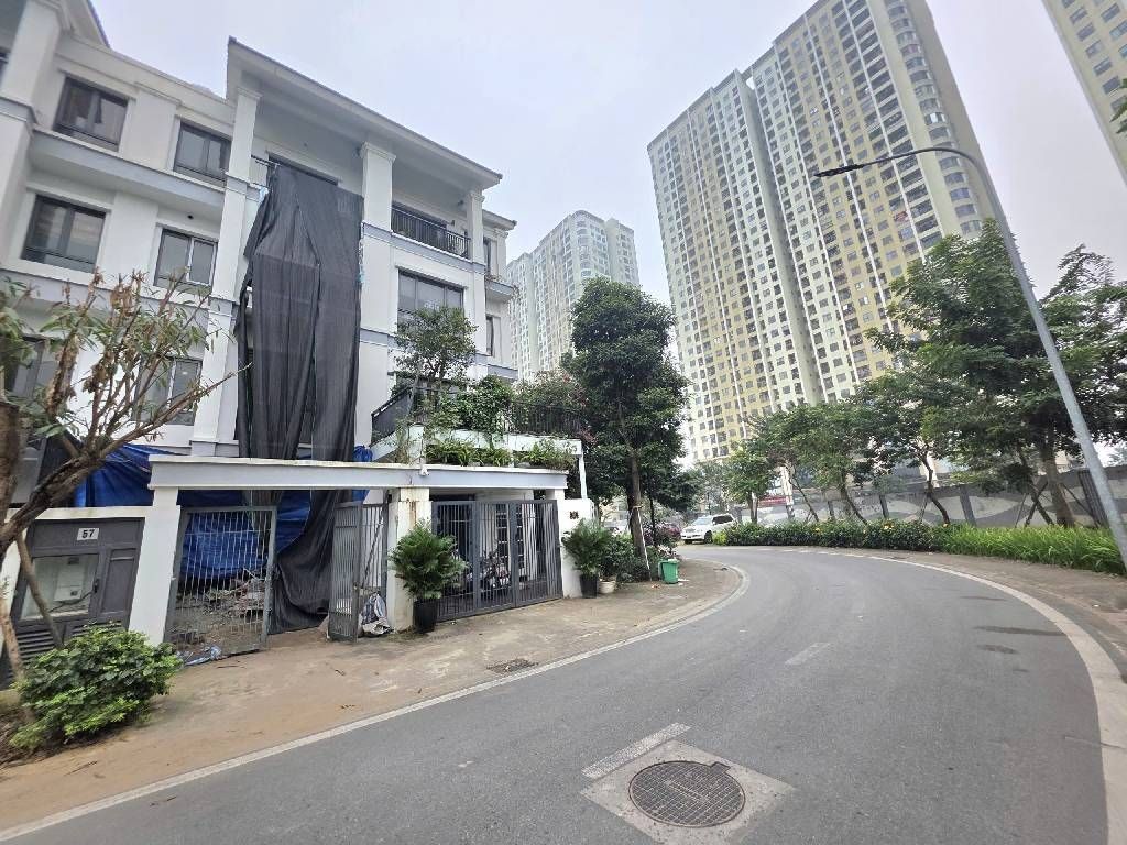 Bán nhà Gamuda Gardens - diện tích 90m2 4 tầng - ô tô tránh - giá 29,5 tỷ