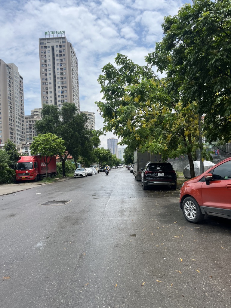 Bán nhà Lương Thế Vinh - diện tích 90m2 4 tầng - Vị trí đắc địa gần Vinhomes Green Bay - giá 34 tỷ