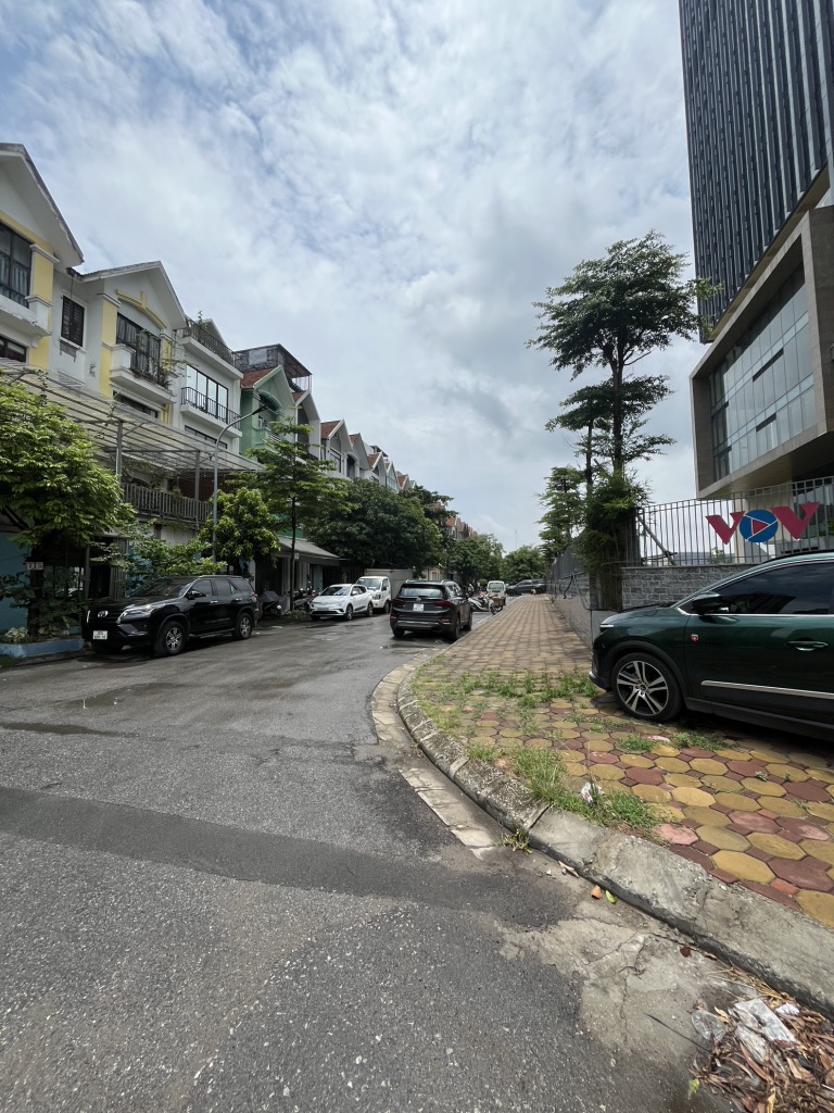 Bán nhà Lương Thế Vinh - diện tích 90m2 4 tầng - Vị trí đắc địa gần Vinhomes Green Bay - giá 34 tỷ