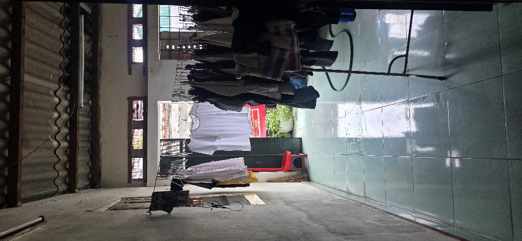 Bán nhà Tân Mai - diện tích 100m2 3 tầng - Mặt ngõ thông đường ôtô tránh - giá 25 tỷ