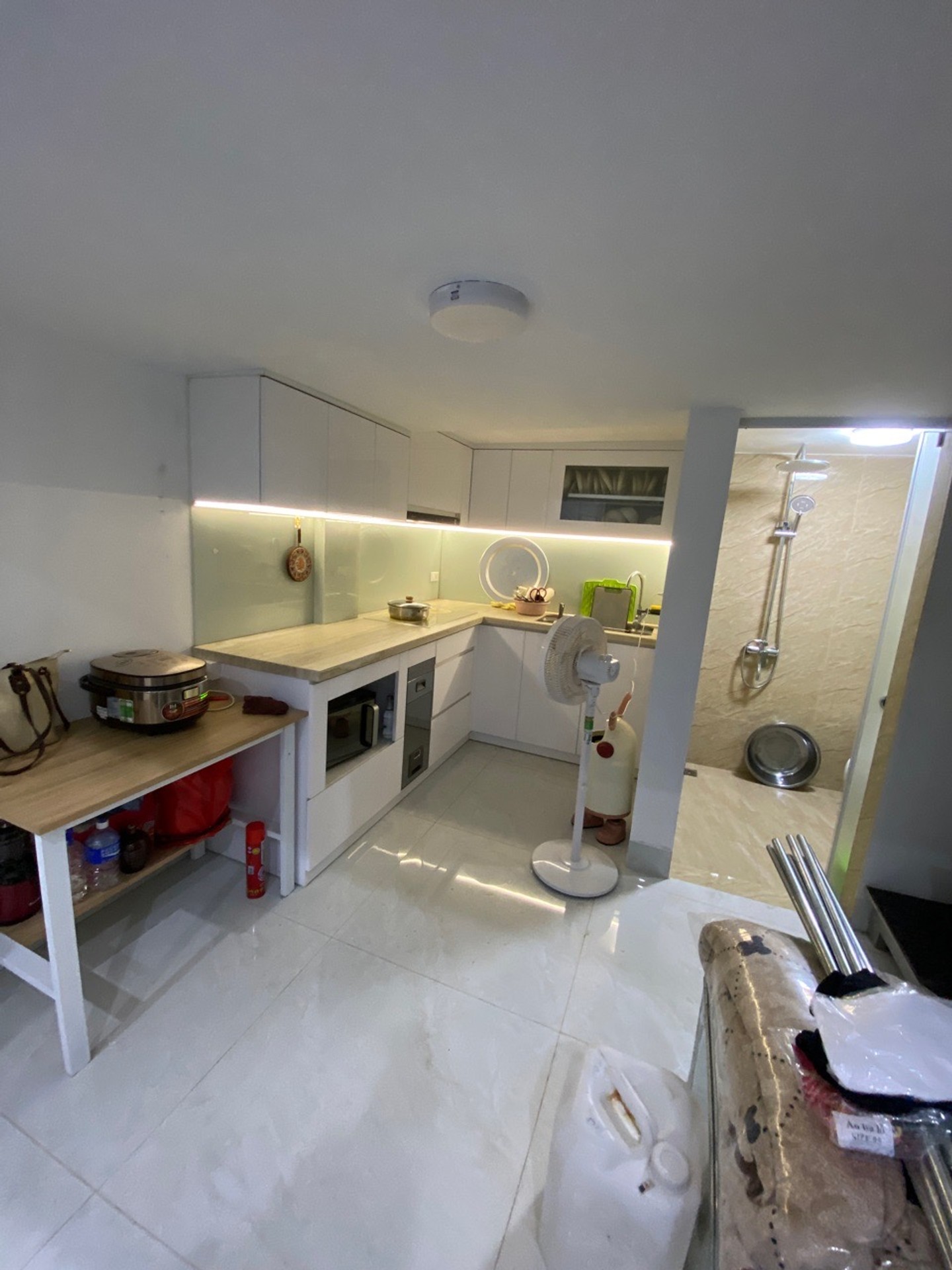 Bán nhà Tân Mai - diện tích 30m2 3 tầng - ô tô tránh - giá 4,8 tỷ