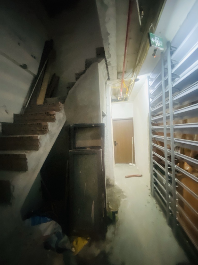 Bán nhà Tuệ Tĩnh - diện tích 100m2 7 tầng - Đang cập nhật - giá 65 tỷ