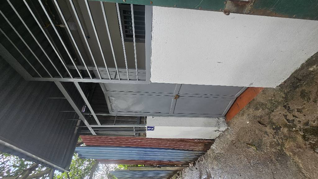 Bán nhà Thúy Lĩnh - diện tích 45m2 2 tầng - ô tô đỗ cửa - giá 2 tỷ