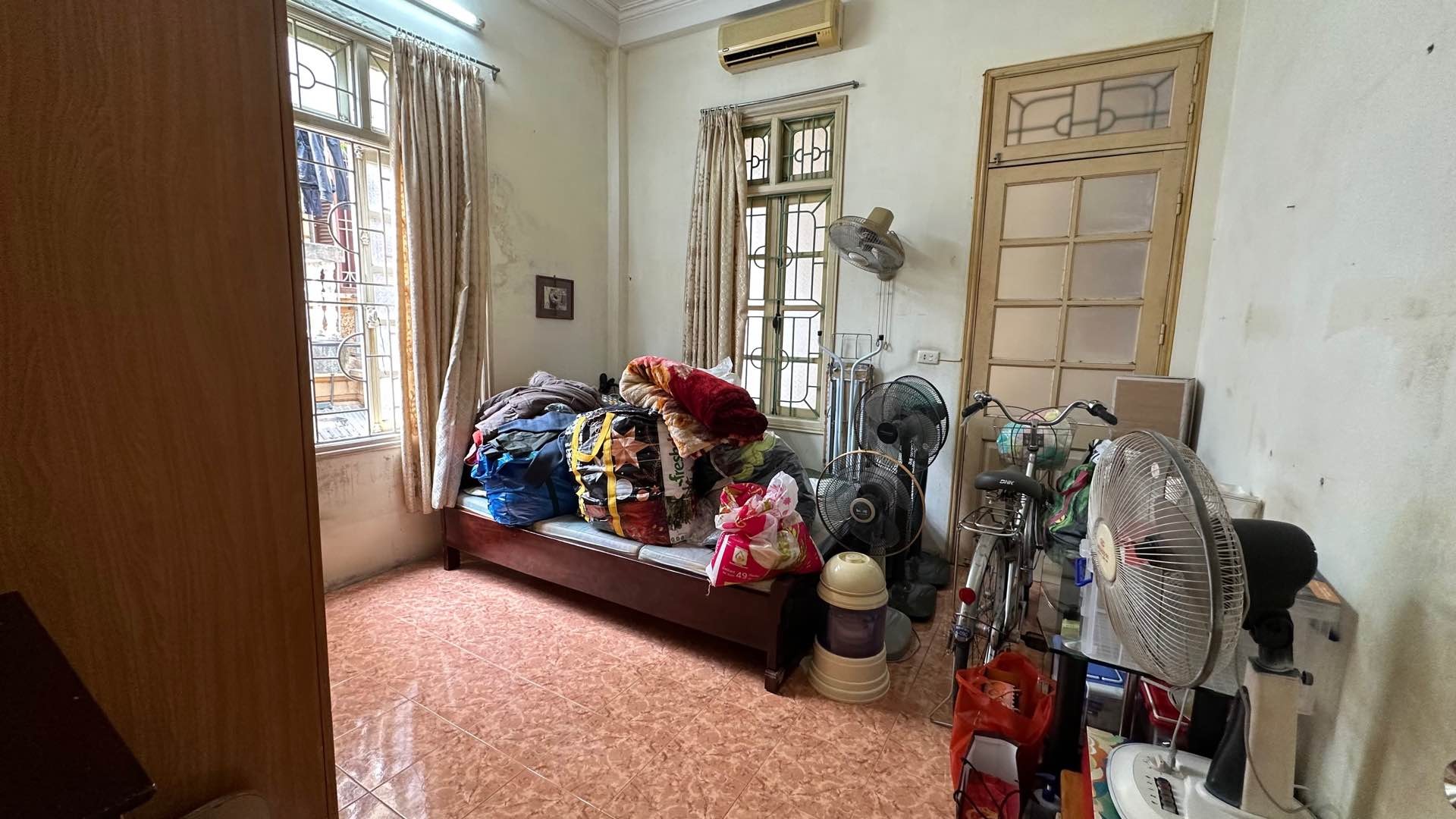 Bán nhà Minh Khai - diện tích 39m2 3 tầng - Đầu tư giữ tiền hoặc xây CCMN - giá 8,8 tỷ