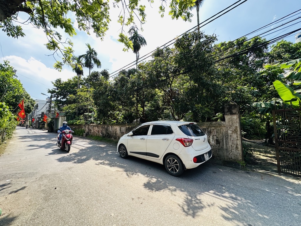 Bán nhà Yên Mỹ - diện tích 416m2 0 tầng - Đất 44 tỷ