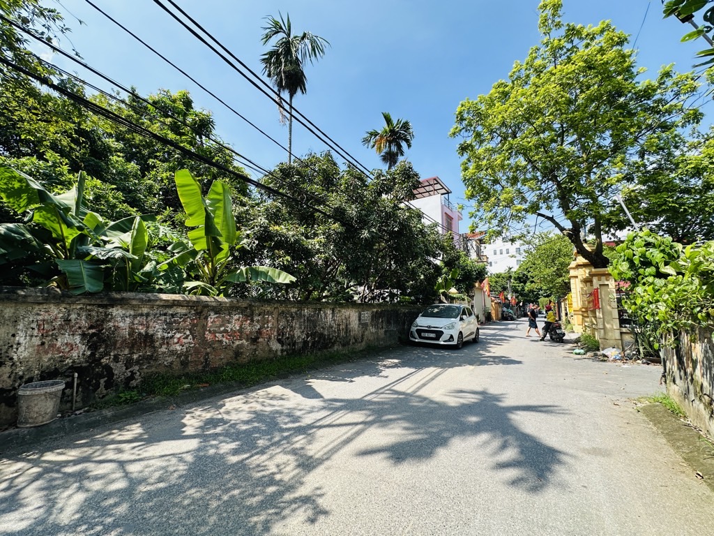 Bán nhà Yên Mỹ - diện tích 416m2 0 tầng - Đất 44 tỷ