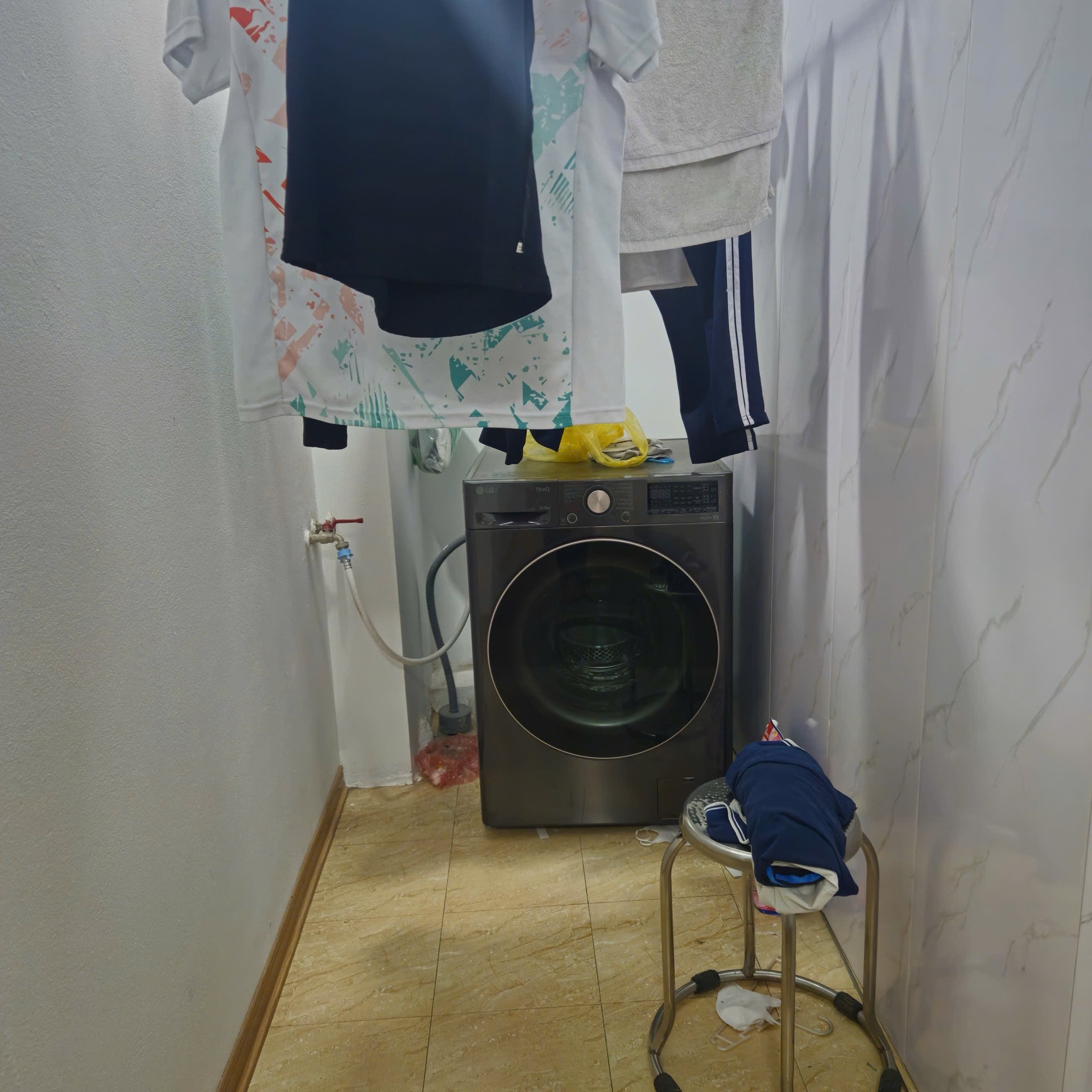 Bán nhà Quốc Bảo - diện tích 30m2 6 tầng - ô tô tránh - giá 12 tỷ