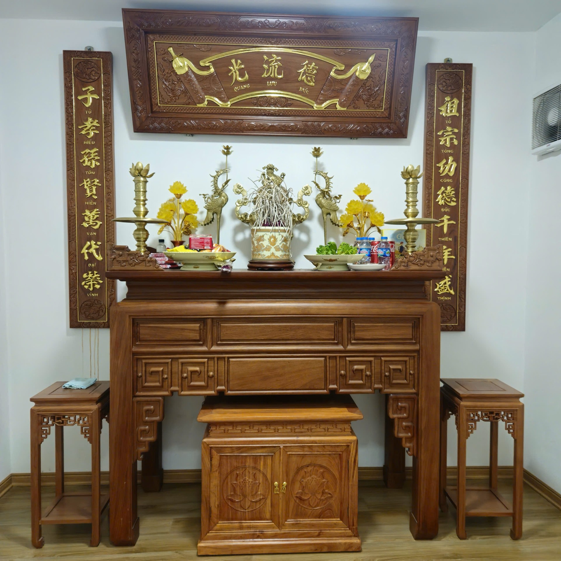 Bán nhà Quốc Bảo - diện tích 30m2 6 tầng - ô tô tránh - giá 12 tỷ