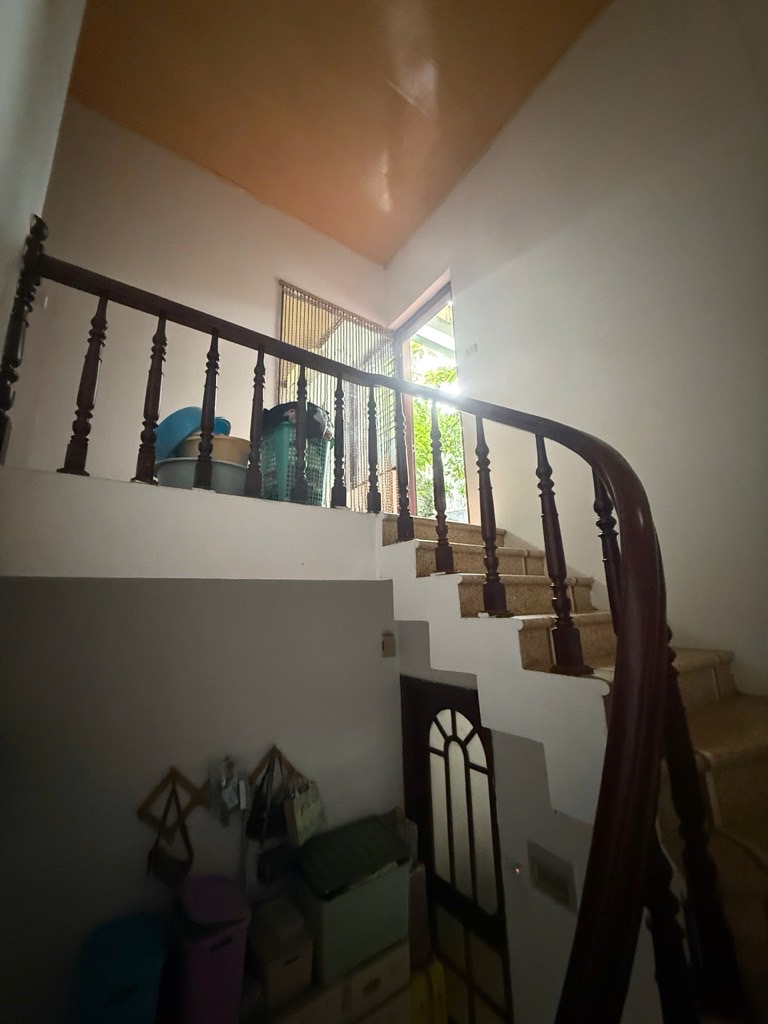 Bán nhà Kim Ngưu - diện tích 140m2 3 tầng - Biệt thự sân vườn - giá 48,6 tỷ