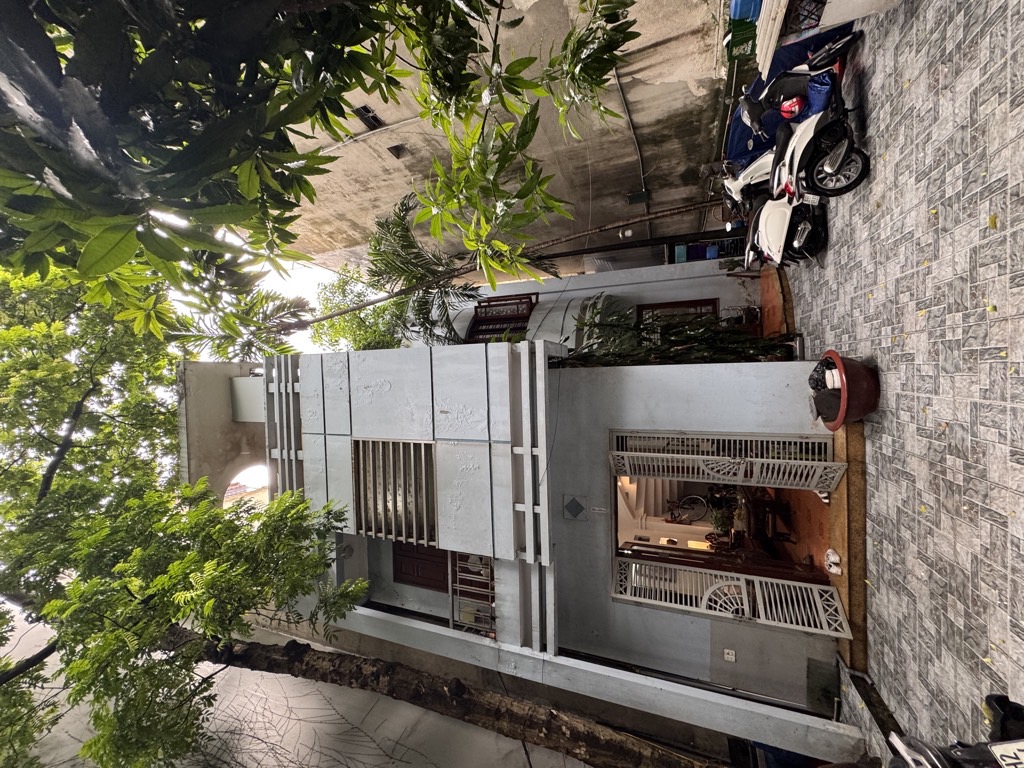 Bán nhà Kim Ngưu - diện tích 140m2 3 tầng - Biệt thự sân vườn - giá 48,6 tỷ