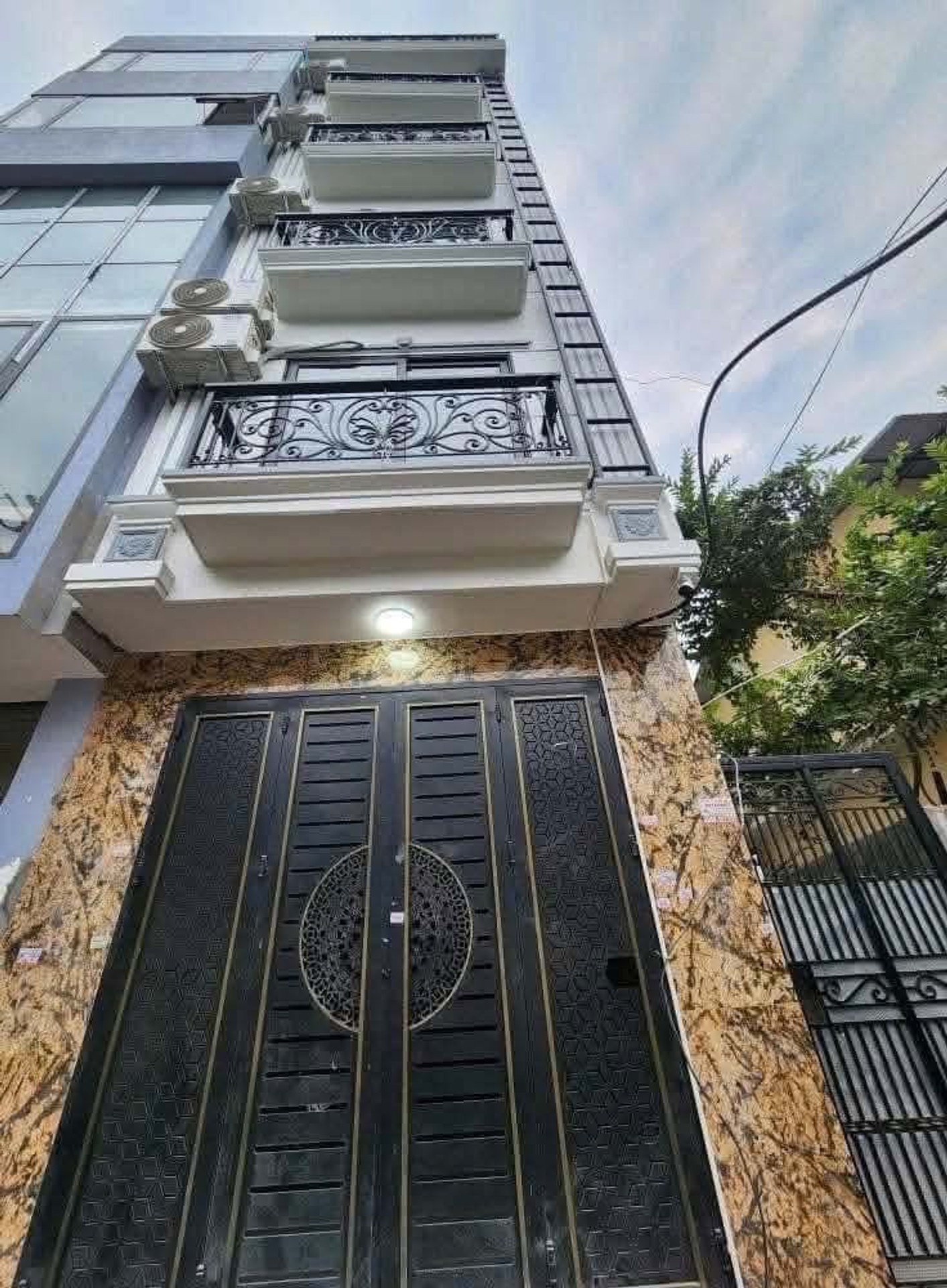 Bán nhà Giáp Nhị - diện tích 65m2 7 tầng - Lô góc 3 mặt thoáng - giá 18,5 tỷ