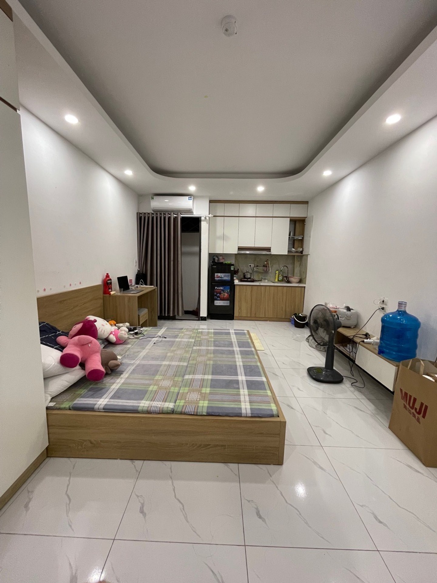 Bán nhà Giáp Nhị - diện tích 65m2 7 tầng - Lô góc 3 mặt thoáng - giá 18,5 tỷ