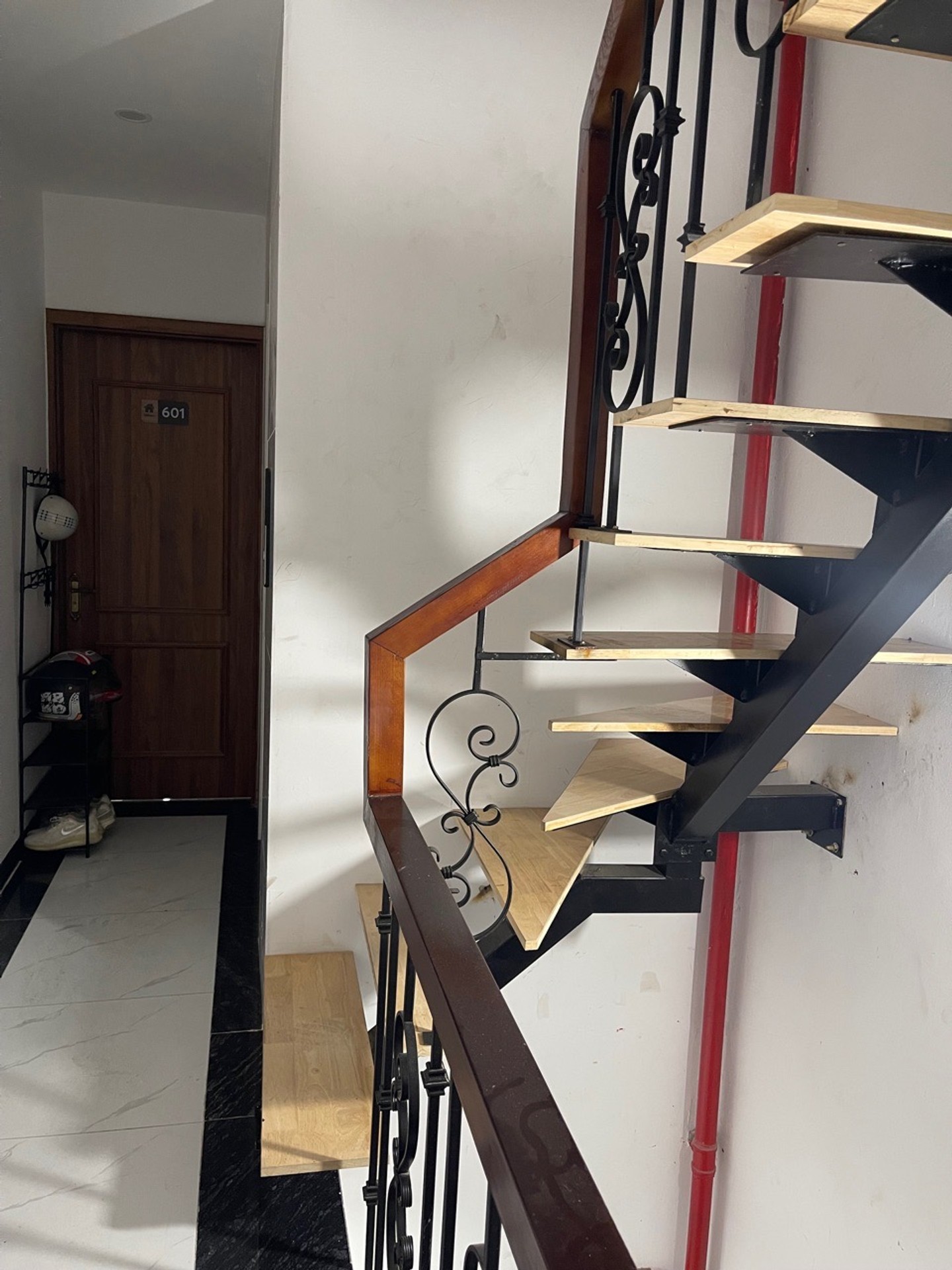 Bán nhà Giáp Nhị - diện tích 65m2 7 tầng - Lô góc 3 mặt thoáng - giá 18,5 tỷ