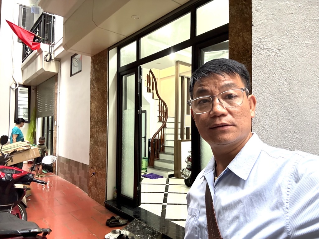 Bán nhà Lê Trọng Tấn - diện tích 30m2 5 tầng - Chính chủ vuông đẹp - giá 8,2 tỷ