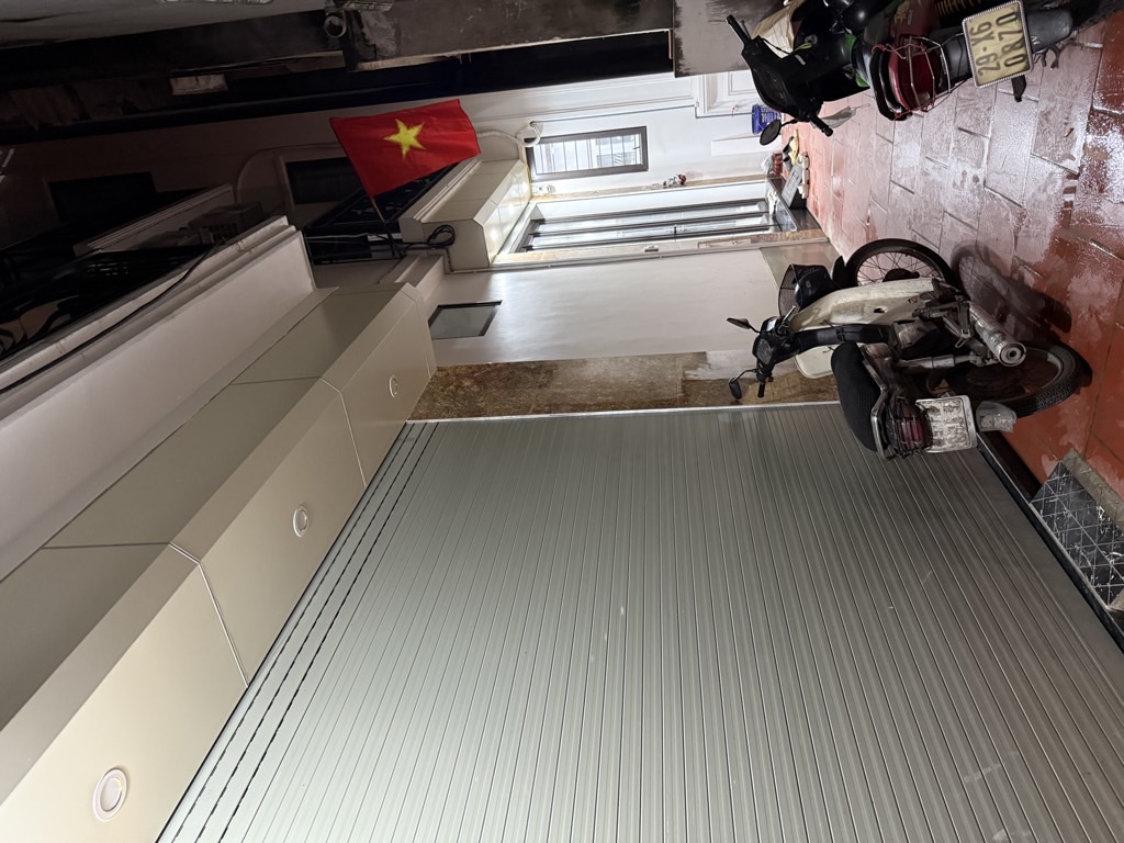 Bán nhà Lê Trọng Tấn - diện tích 30m2 5 tầng - Chính chủ vuông đẹp - giá 8,2 tỷ