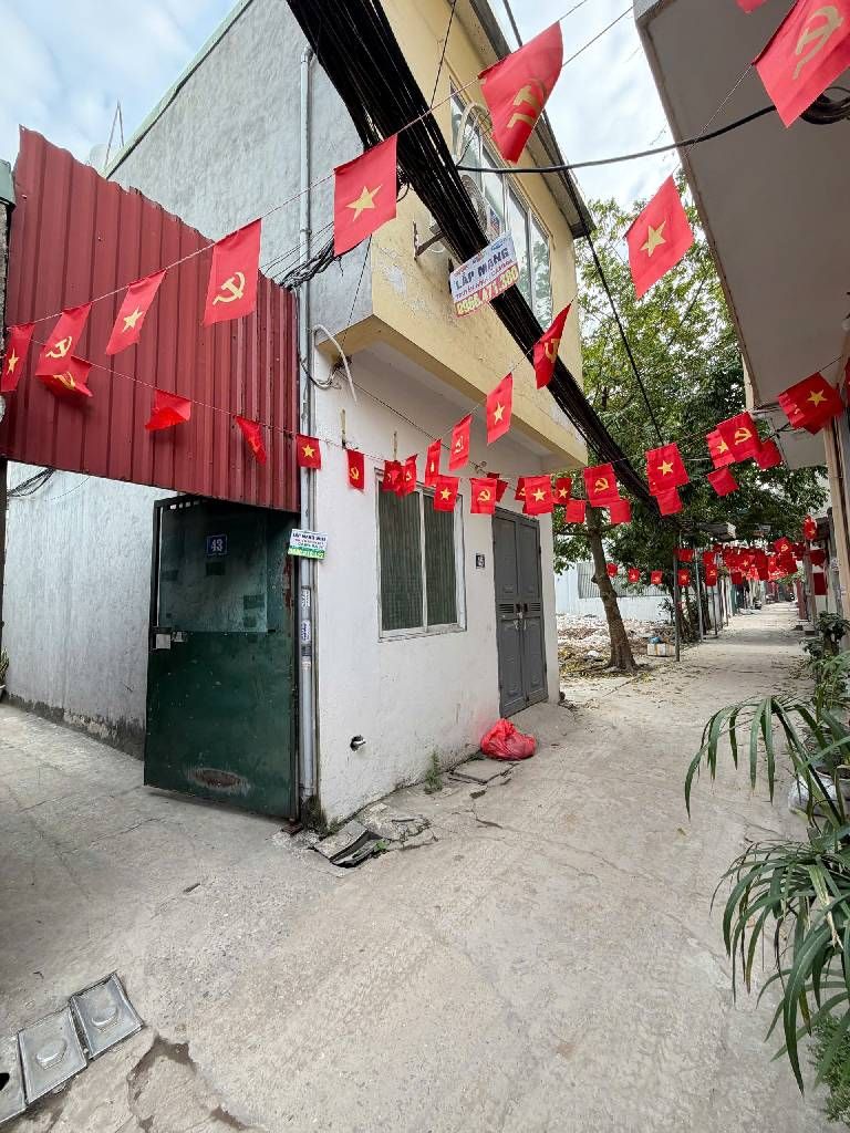Bán nhà Định Công Hạ - diện tích 28m2 2 tầng - Nhà đẹp hiếm có - giá 2,75 tỷ