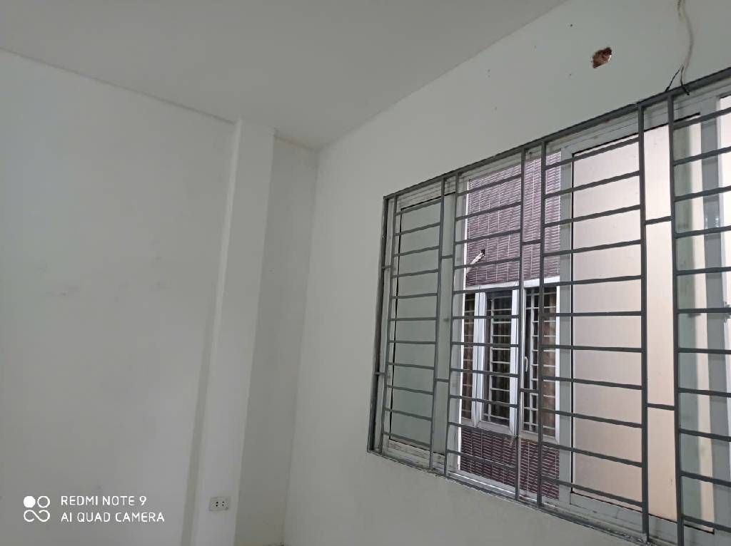 Bán nhà Định Công Hạ - diện tích 28m2 2 tầng - Nhà đẹp hiếm có - giá 2,75 tỷ