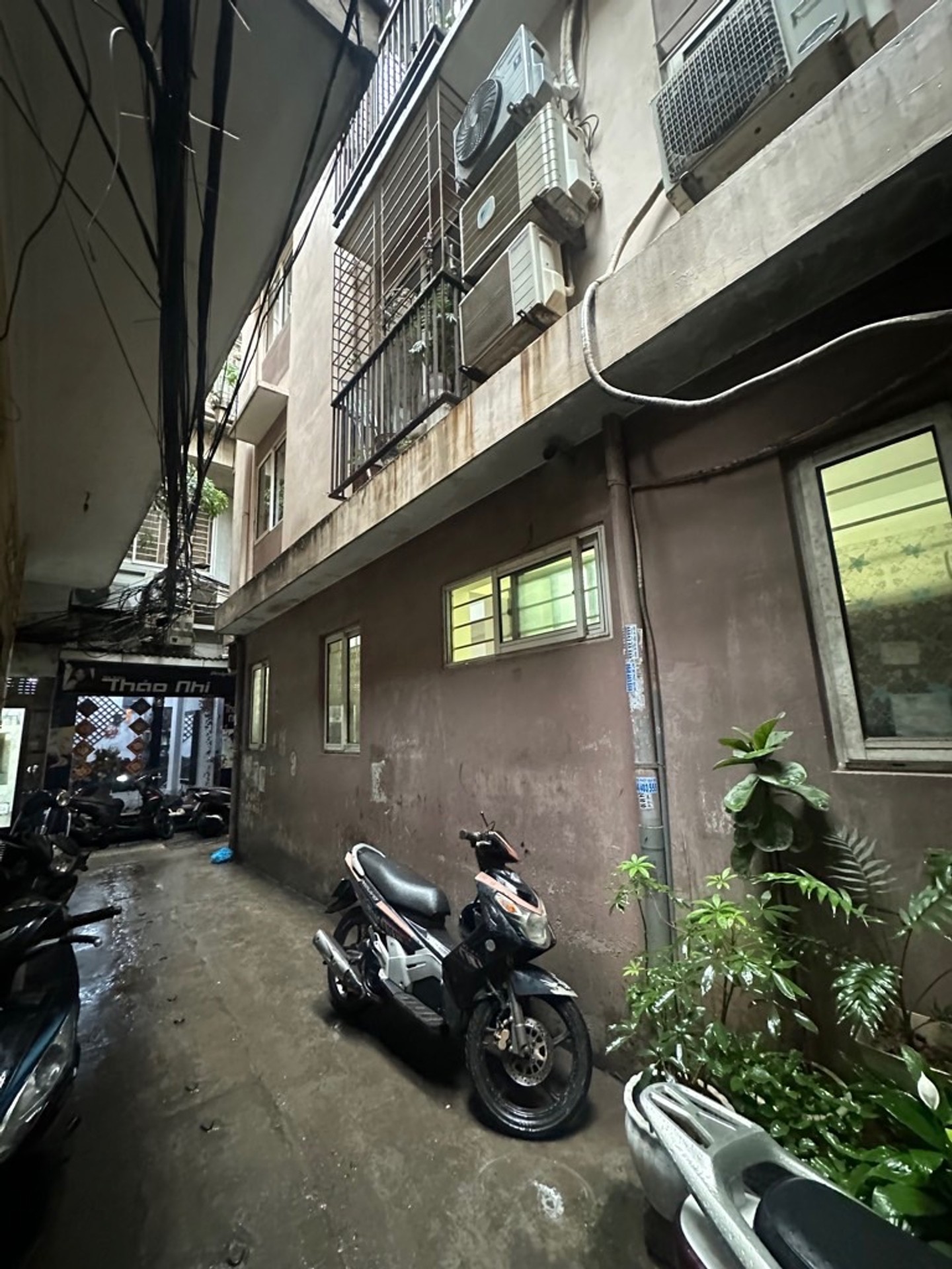 Bán nhà Đồng Nhân - diện tích 48m2 3 tầng - Ngõ thông thoáng, gần Hồ HBT - giá 11,5 tỷ