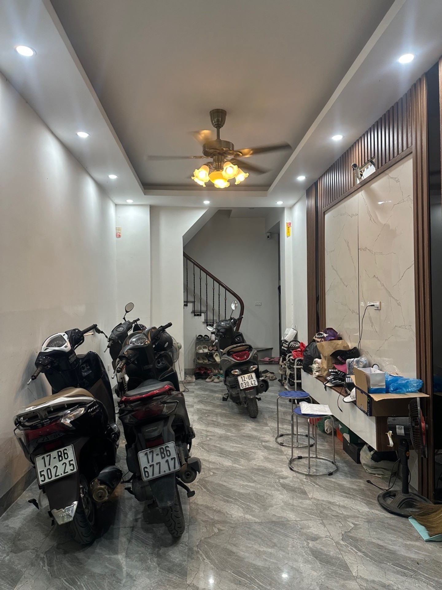 Bán nhà Nguyễn Lương Bằng - diện tích 38m2 4 tầng - Nhà mới, vào ở luôn - giá 7,8 tỷ