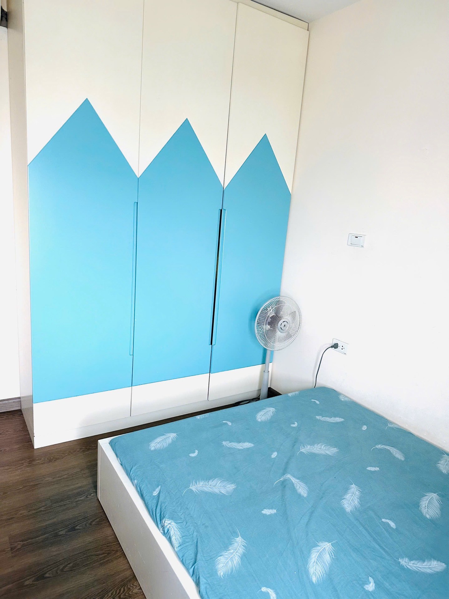 Bán nhà Ngọc Hồi - diện tích 70m2 30 tầng - Căn hộ view hồ Linh Đàm - giá 10,1 tỷ