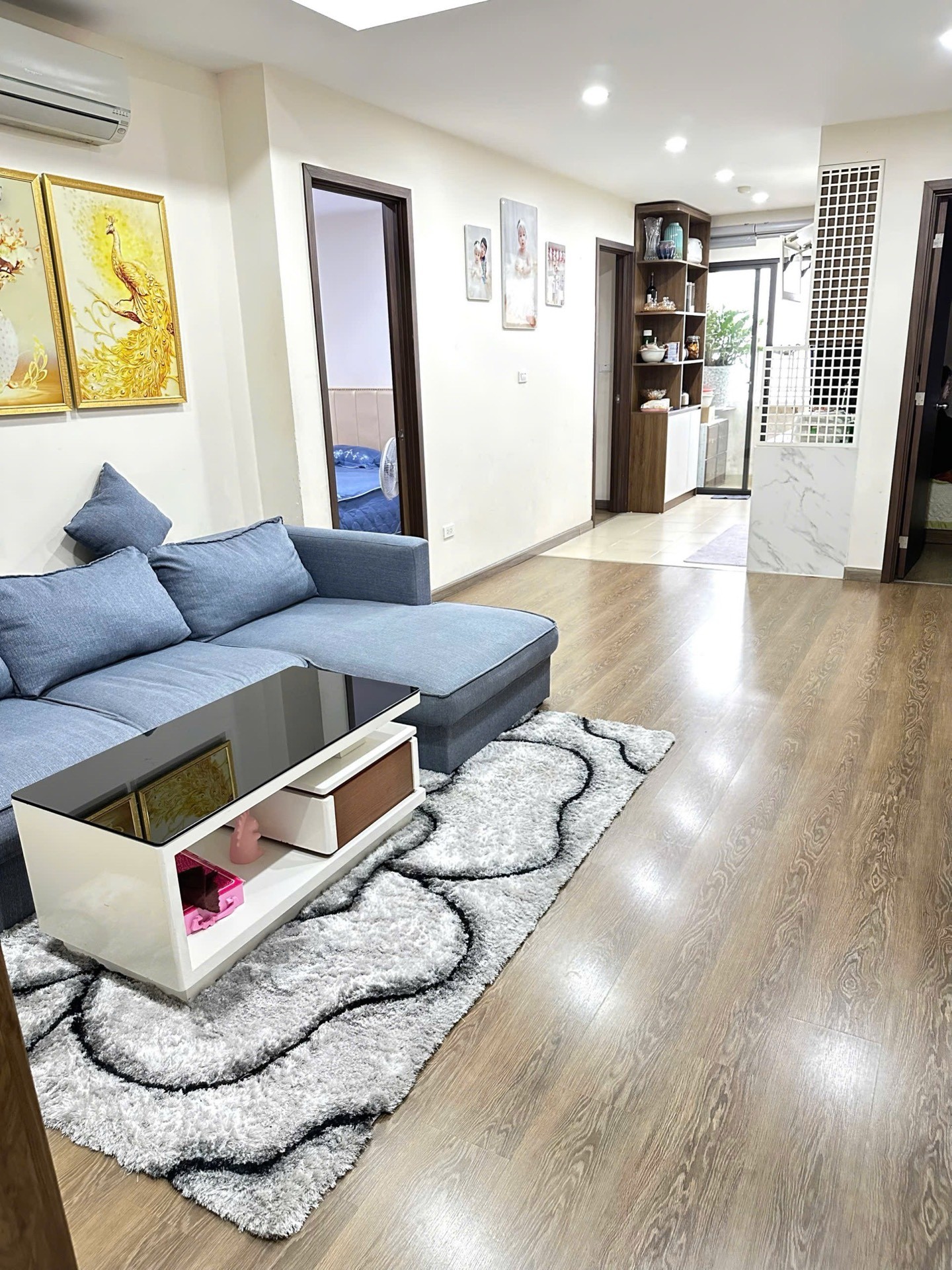 Bán nhà Ngọc Hồi - diện tích 70m2 30 tầng - Căn hộ view hồ Linh Đàm - giá 10,1 tỷ
