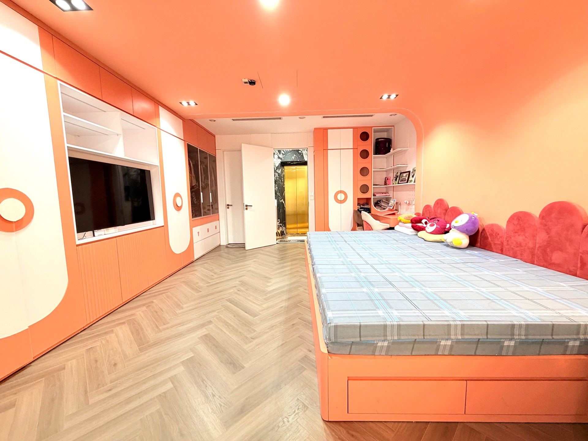 Bán nhà Thọ Lão - diện tích 48m2 8 tầng - Lô góc 2 mặt thoáng - giá 26 tỷ