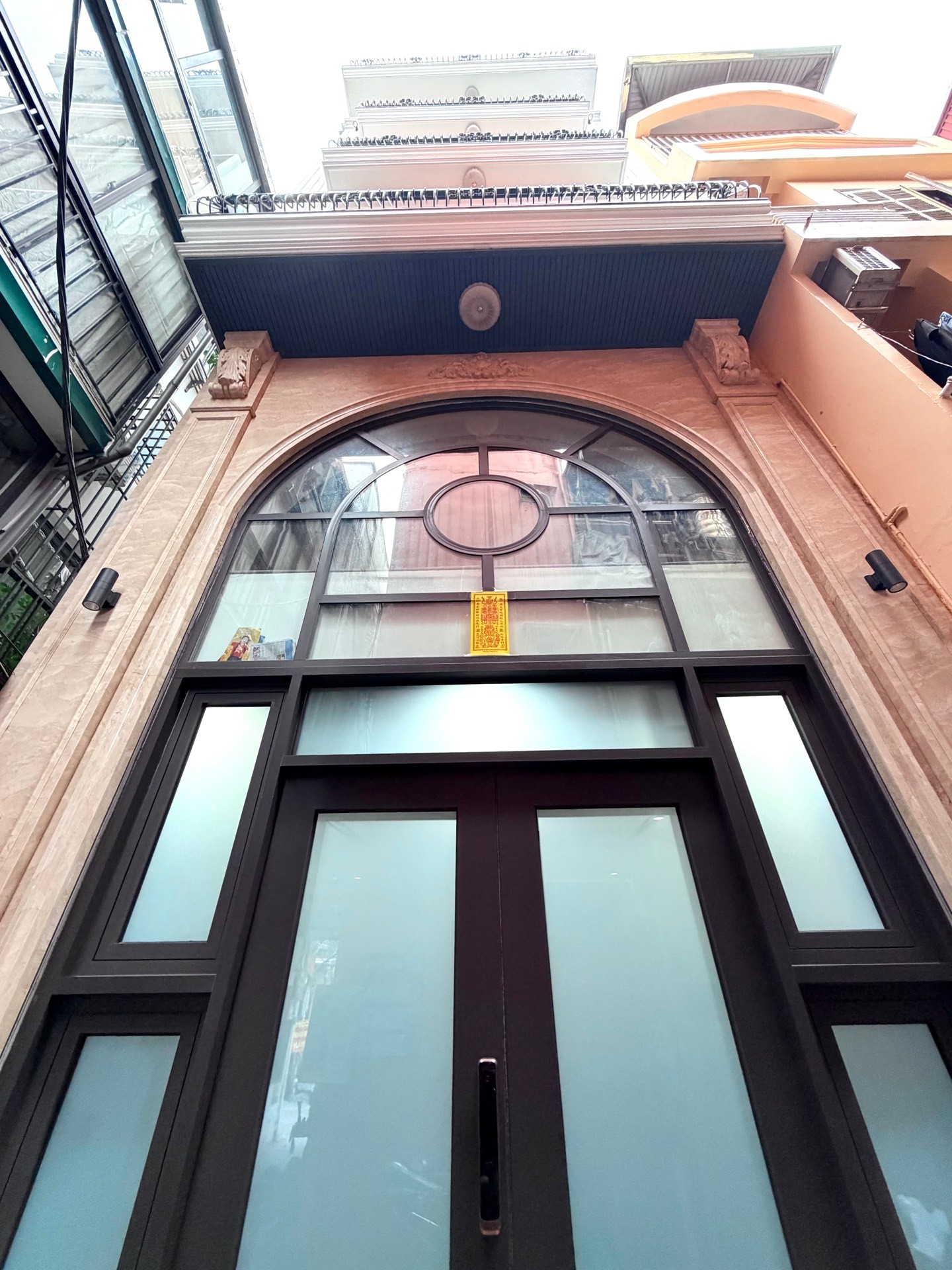 Bán nhà Thọ Lão - diện tích 48m2 8 tầng - Lô góc 2 mặt thoáng - giá 26 tỷ