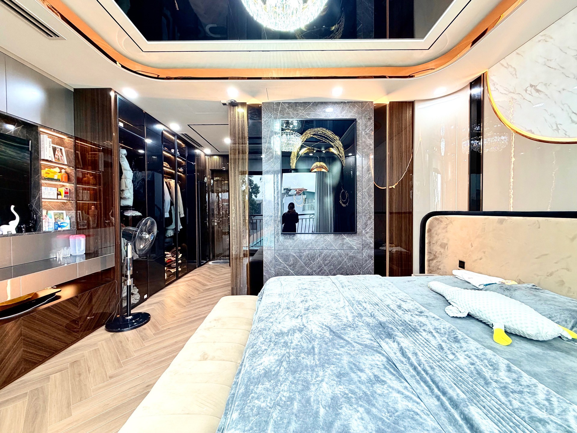 Bán nhà Thọ Lão - diện tích 48m2 8 tầng - Lô góc 2 mặt thoáng - giá 26 tỷ